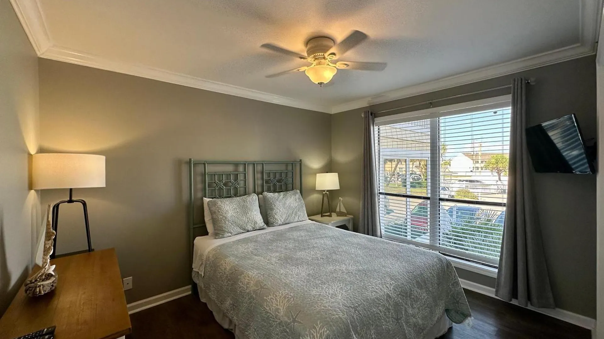 Sandpiper Cove 1139 Destin 0*,  United States